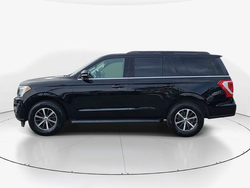 Used 2018 Ford Expedition XLT w/ Equipment Group 201A AWD/4WD image 10