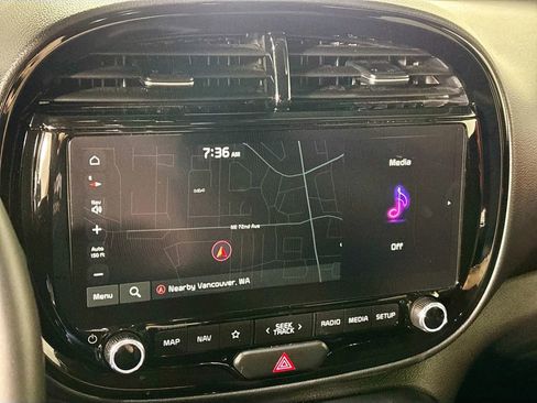Used 2024 Kia Soul GT-Line FWD image 16