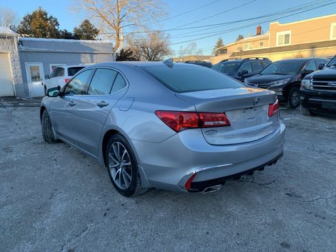 Used 2018 Acura TLX V6 SH-AWD image 7