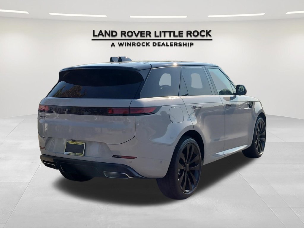 New 2027 Land Rover Range Rover Sport Dynamic SE AWD/4WD image 2