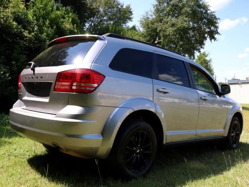 Used 2020 Dodge Journey SE w/ Blacktop Package image 20