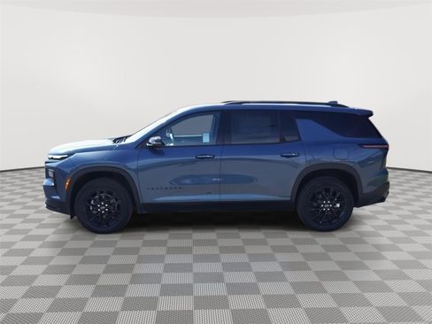 New 2026 Chevrolet Traverse LT w/ Midnight/Sport Edition FWD image 7