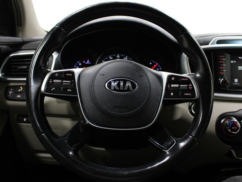 Used 2020 Kia Sorento EX image 9