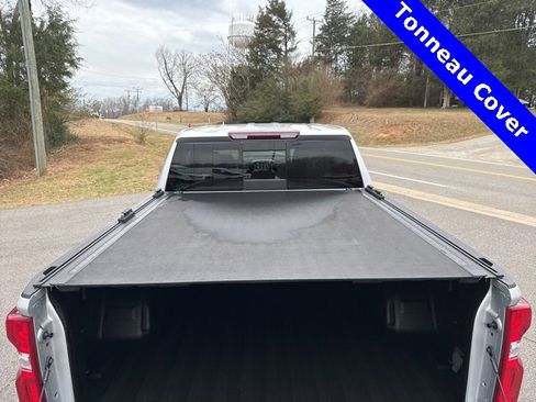 Used 2022 Chevrolet Silverado 1500 LTZ w/ LTZ Premium Package image 4