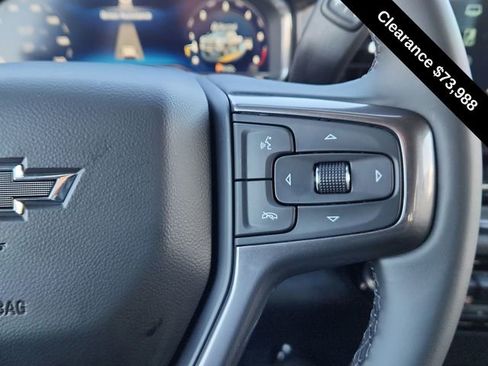 Used 2025 Chevrolet Silverado 2500 ZR2 w/ Technology Package image 38