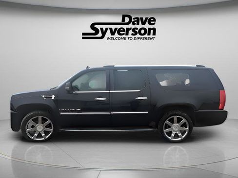 Used 2007 Cadillac Escalade ESV AWD w/ Information Package image 14