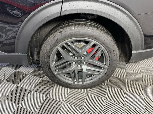 Used 2025 Ford Explorer ST-Line w/ Premium Package image 20