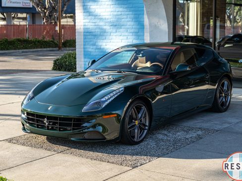 Used 2012 Ferrari FF image 3