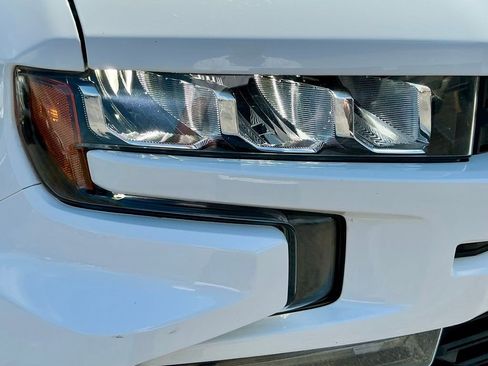 Used 2020 Chevrolet Silverado 1500 RST w/ Texas Edition RWD image 8