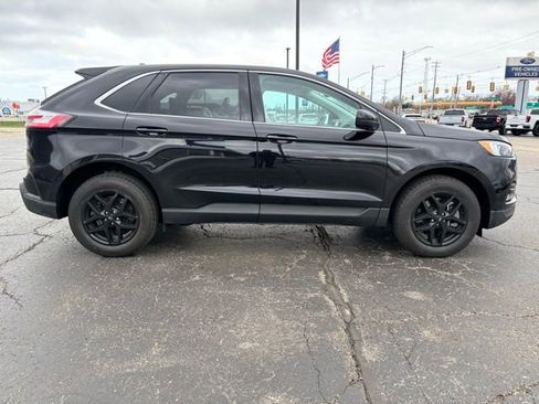 Used 2024 Ford Edge SEL w/ Convenience Package image 11