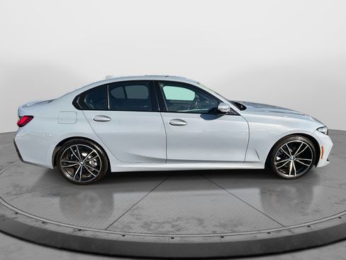 Used 2024 BMW 330i xDrive Sedan image 3