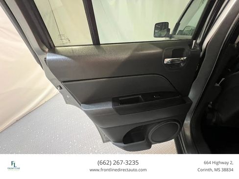 Used 2013 Jeep Patriot Latitude FWD image 20
