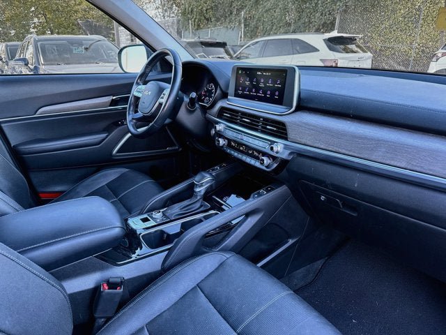 Certified 2022 Kia Telluride EX w/ EX Premium Package AWD/4WD image 30