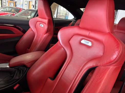 Used 2016 BMW M4 Coupe image 5