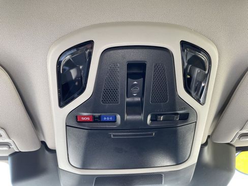 Used 2025 Subaru Outback Limited XT image 21