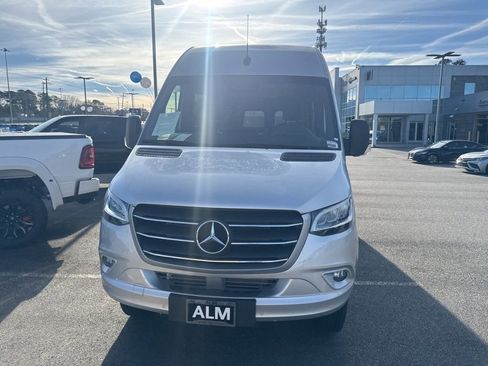 Used 2023 Mercedes-Benz Sprinter 3500 w/ Parking Package image 2