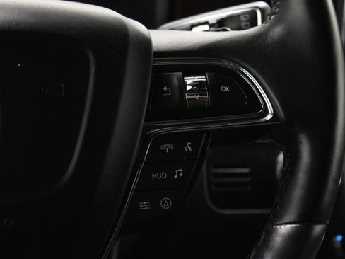 Used 2023 Lincoln Navigator Reserve AWD/4WD image 24