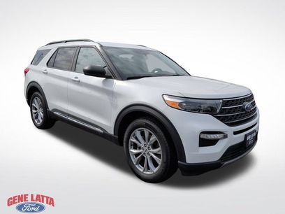 Certified 2023 Ford Explorer XLT w/ Equipment Group 202A