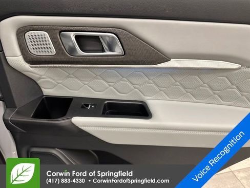 New 2026 Ford Explorer Platinum w/ LUX Leather Package image 18