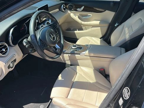 Used 2018 Mercedes-Benz C 300 Sedan image 8