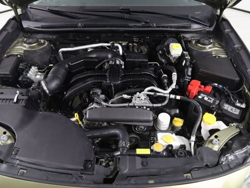 Used 2025 Subaru Outback Premium image 48