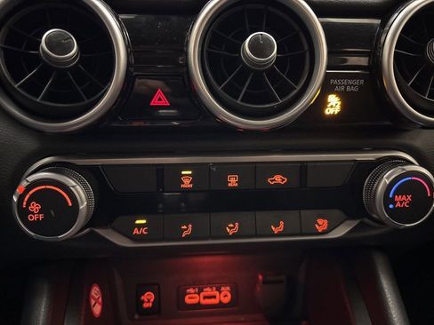 Used 2024 Nissan Sentra SV image 20