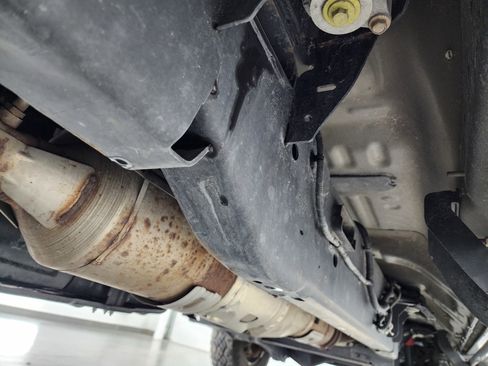 Used 2022 Ford F250 Lariat w/ Tremor Off-Road Package image 30