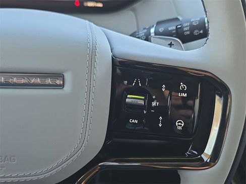 Certified 2025 Land Rover Range Rover Sport Dynamic SE image 19