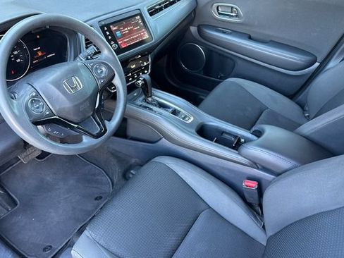 Used 2021 Honda HR-V EX image 12