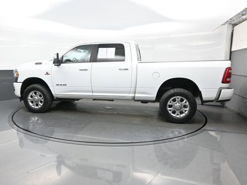 Used 2024 RAM 2500 Laramie image 3