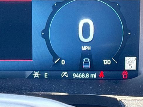 Used 2024 Ford F150 Lariat w/ FX4 Off-Road Package image 12