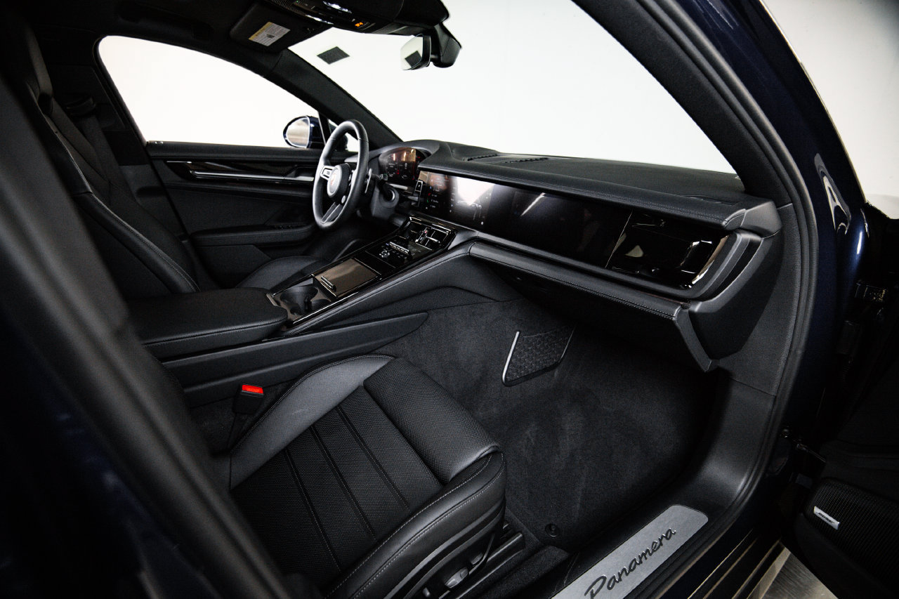 Certified 2026 Porsche Panamera RWD image 29