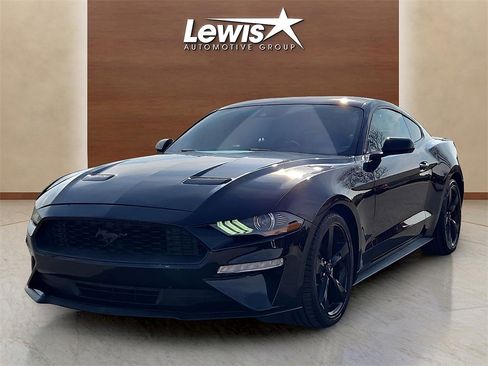 Used 2021 Ford Mustang Coupe w/ Equipment Group 101A image 2