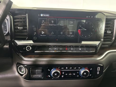 Used 2025 GMC Sierra 1500 SLT image 16