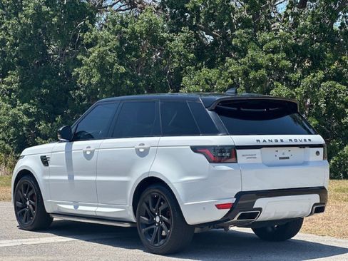Used 2018 Land Rover Range Rover Sport Supercharged image 3