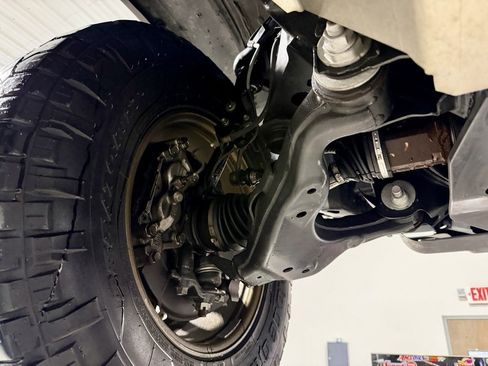 Used 2023 Toyota Tacoma TRD Off-Road image 50