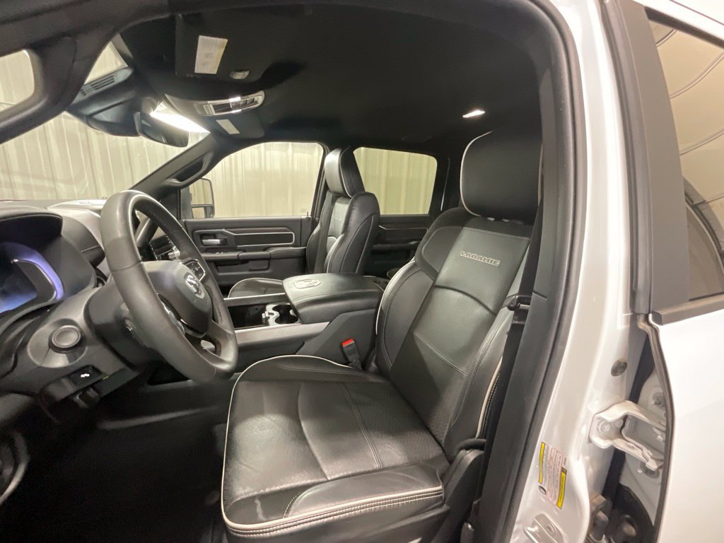 Used 2025 RAM 2500 Laramie w/ Sport Appearance Package AWD/4WD image 10