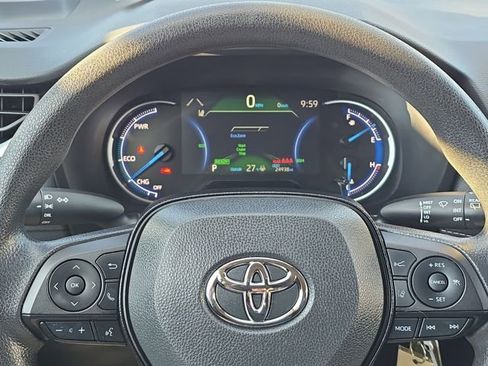 Used 2024 Toyota RAV4 LE image 21
