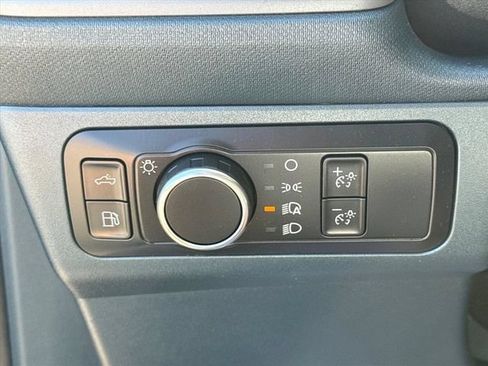 Used 2022 Ford Maverick XL FWD image 18