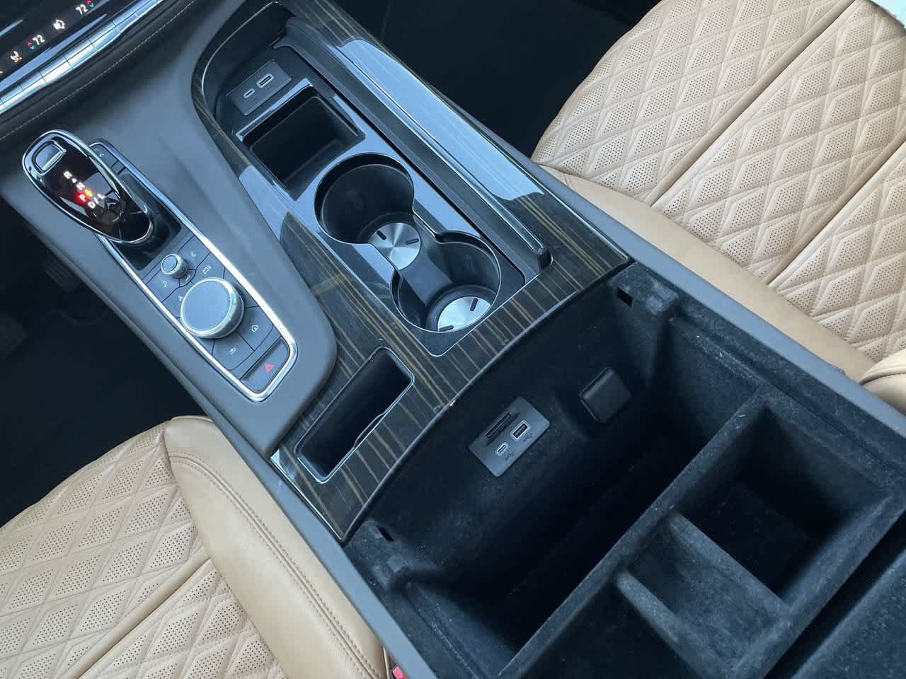 Certified 2023 Cadillac Escalade Premium Luxury w/ LPO, Floor Liner Package AWD/4WD image 28