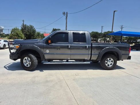 Used 2016 Ford F250 XLT AWD/4WD image 2