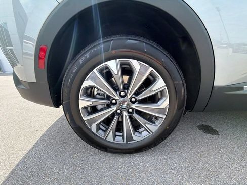 Used 2024 Buick Envision Preferred AWD/4WD image 18