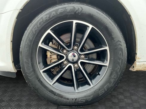 Used 2017 Dodge Grand Caravan GT image 16