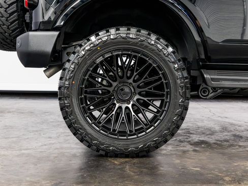 Used 2025 Ford Bronco Outer Banks AWD/4WD image 24