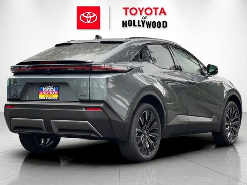 New 2026 Toyota C-HR AWD/4WD image 4