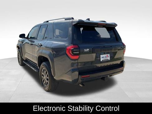 Used 2025 Toyota 4Runner SR5 image 7