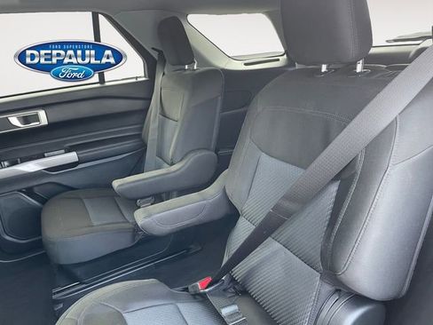 Certified 2022 Ford Explorer XLT w/ Class IV Trailer Tow Package image 17