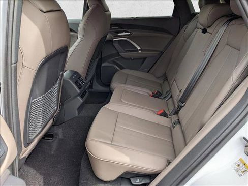 New 2025 Audi Q5 Premium Plus image 16