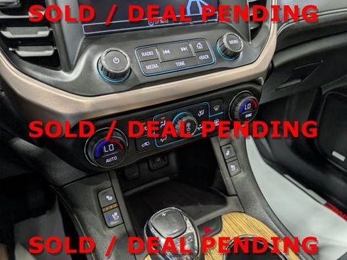 Used 2018 GMC Acadia Denali w/ Technology Package AWD/4WD image 24