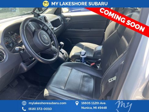 Used 2015 Jeep Patriot High Altitude AWD/4WD image 11